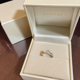 【宝寿堂(ほうじゅどう)の口コミ】 婚約指輪なので、ブランドよりダイヤモンド重視でお店を探しました。
宝寿…