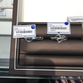 【アイプリモ(I-PRIMO)の口コミ】 三日月を模した、他にはない独特の形状です。
指の間のズレによくフィット…