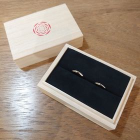 【出雲結(いずもゆい)の口コミ】 店頭で指輪のデザイン決めをしていた時対応いただいたスタッフさんが出雲…