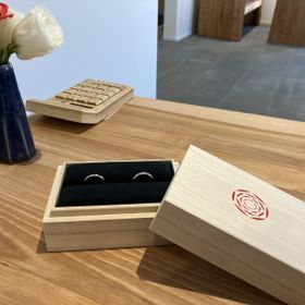 【出雲結(いずもゆい)の口コミ】 シンプルなデザインのものが好みで、いろいろ探していました。今までは指…