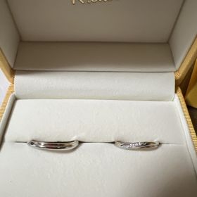 【ケイウノ ブライダル(K.UNO BRIDAL)の口コミ】 ゼクシィの雑誌で拝見して、デザインが素敵だったので試着に行きました。…