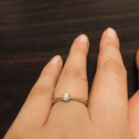 【エクセルコダイヤモンド(EXELCO DIAMOND)の口コミ】 普段からも付けたかったので、あまり出っ張りがないデザインにしました。
…