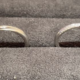 【TRECENTI(トレセンテ)の口コミ】 デザインはシンプルなストレートをベースに、派手にならない程度のダイヤ…