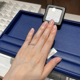 【銀座ダイヤモンドシライシの口コミ】 購入した指輪はハーフエタニティですが、どこもお値段がするなか手の届く…