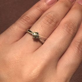 【エクセルコダイヤモンド(EXELCO DIAMOND)の口コミ】 指輪の決め手の1番は、ダイアモンドの品質です。
プラチナ部分の良し悪し…