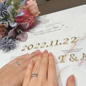 【ラザール ダイヤモンド(LAZARE DIAMOND)の口コミ】 デザインが可愛くずっと着けていても飽きないものだと感じたからです。た…