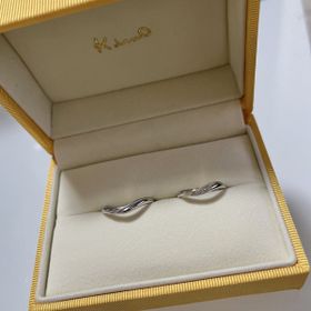 【ケイウノ ブライダル(K.UNO BRIDAL)の口コミ】 自分達で一からこだわることができるのが魅力的でした。特に部分的な色味…