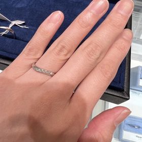 【4℃ BRIDAL(ヨンドシーブライダル)の口コミ】 私はナチュラルグレースの指輪に決めました。
理由は他社ブランドにはない…