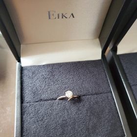 【EIKA(エイカ)の口コミ】 プロポーズ時にバラのプリザーブドフラワー(バラの色は多数あり)の中にダ…