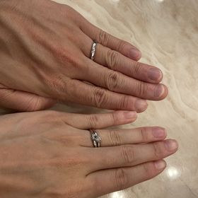 【俄(にわか)の口コミ】 知人が俄の指輪に決めたと言っていて、ネットで下調べしていました。それ…