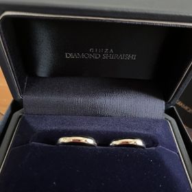 【銀座ダイヤモンドシライシの口コミ】 【つけ心地】付け心地が良く、外すのも難儀しないのが決め手となりました…