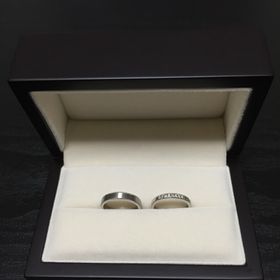 【JEWELRY  KAMATA(ジュエリーかまた)の口コミ】 シンプルかつ2人だけがわかる想いを形にしました。2人の思い出の花火を内…