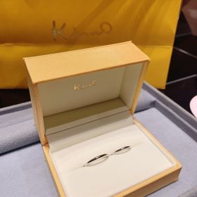 【ケイウノ ブライダル(K.UNO BRIDAL)の口コミ】 指輪のデザインはシンプルで日常的にナチュラルにつけれる結婚指輪を探し…
