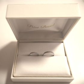 【PILOT BRIDAL(パイロットブライダル)の口コミ】 いくつか気になるリングを妻がリストアップしており、お店に伺った際に、…