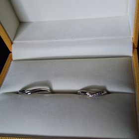 【ケイウノ ブライダル(K.UNO BRIDAL)の口コミ】 ルミナーレに決めた理由はデザインです。私は婚約指輪は購入しなかったの…