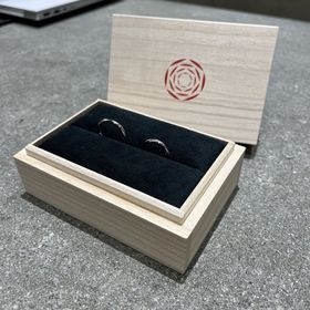 【出雲結(いずもゆい)の口コミ】 指輪のコンセプトが『風結』で、『2人の思い出も風となり、この地に流れ続…