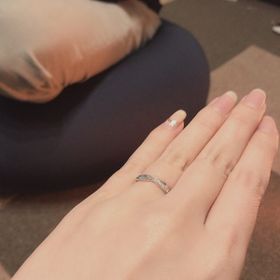 【ラザール ダイヤモンド(LAZARE DIAMOND)の口コミ】 沢山の結婚指輪の種類があり、デザインも選べたのが良かったです。職場に…
