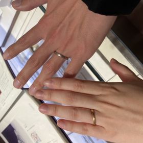 【俄(にわか)の口コミ】 京杢目というシリーズの長閑〜NODOKA〜という指輪を選びました。ナチュラ…