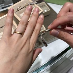 【YUKA HOJO(ユカホウジョウ)の口コミ】 Instagramでたびたび目にしており、ずっと憧れていた指輪です。アンティー…