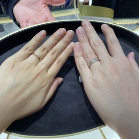【ショーメ(CHAUMET)の口コミ】 デザインが珍しいのが1番のオススメです！ゴールドも黄みが強すぎず素敵で…