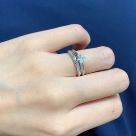 【エクセルコダイヤモンド(EXELCO DIAMOND)の口コミ】 エクセルコのダイヤモンドでプロポーズされたため、こちらで購入しようか…