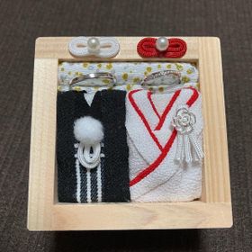 【4℃ BRIDAL(ヨンドシーブライダル)の口コミ】 ひねりのある部分にマットな質感の加工がしてあるデザインを主人が気に入…