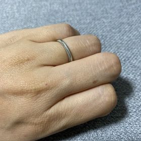【ティファニー(Tiffany & Co.)の口コミ】 プロポーズしてもらった時の婚約指輪がTiffanyだったため結婚指輪を見にい…