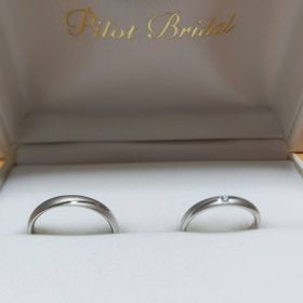 【PILOT BRIDAL(パイロットブライダル)の口コミ】 付け心地の良さやシンプルなデザインそしてなにより、変形のしにくい指輪…