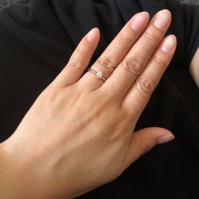 【銀座ダイヤモンドシライシの口コミ】 プロポーズされたときに、ダイヤモンド原石のままでしたので、それをお店…