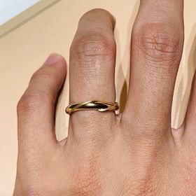 【アイプリモ(I-PRIMO)の口コミ】 デザインが決め手でした。他にはない個性的なデザインと18kでの作製で追加…