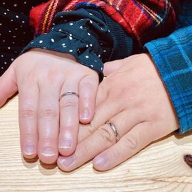 【出雲結(いずもゆい)の口コミ】 しめ縄をイメージしたという祈結-いのり-の指輪です。しなやかなカーブの…