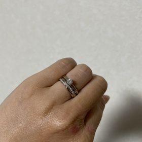 【Katamu(カタム)の口コミ】 インスタでみて、実際店舗にみに行きました。いろいろ気になる指輪を選ん…
