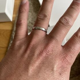 【PILOT BRIDAL(パイロットブライダル)の口コミ】 99.9%プラチナな所と、見た目と、はめ心地と、美しいデザインと、光沢と、…