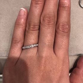 【WATANABE / 卸商社直営　渡辺】の口コミ お値段は比較的お安いのにも関わらず、1つ1つのダイヤモンドの粒がとても...