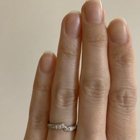 【俄(にわか)の口コミ】 着物の熨斗目柄のような和風のデザインがとても素敵だと思い気に入りまし…