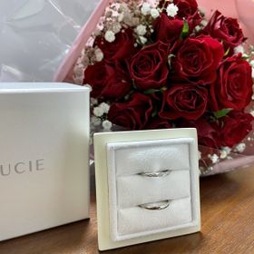 【LUCIE(ルシエ)の口コミ】 「キラキラしたもの」が好きなため、華やかなデザインに惹かれました。ま…