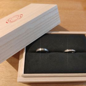 【出雲結(いずもゆい)の口コミ】 【男性用】ツヤツヤが苦手だったため、ツヤ消しできるもの、マットな仕上…