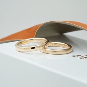 【THREE TREES(スリーツリーズ)の口コミ】 とにかく長く愛用でき、どんな服装にも合い、飽きがこない、シンプルなデ…