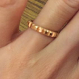 【ブシュロン(BOUCHERON)の口コミ】 もともとゴールドが好きで手持ちのアクセサリーがゴールドのものばかりだ…