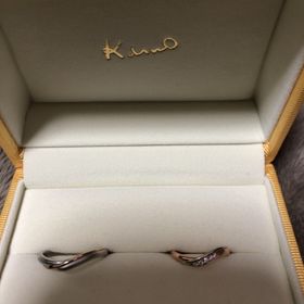 【ケイウノ ブライダル(K.UNO BRIDAL)の口コミ】 セミオーダーで自分達の好きなようにデザインできたのと、デザイナーさん…