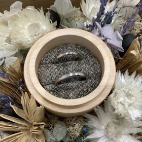 【鎌倉彫金工房の口コミ】 最初は有名なブランドの指輪にしようかなって思ってたのですが、手作りで…