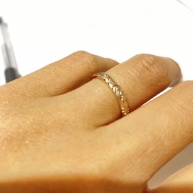 【MIORING(ミオリング)の口コミ】 色々なデザインを見て悩みましたが、オリジナル感を求めていたため、MIORI…