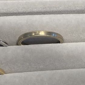 【Bizoux(ビズー)の口コミ】 大手のブランドさんなどと比べると結婚指輪のデザインの数は多くはないか…