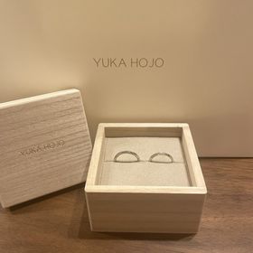 【YUKA HOJO(ユカホウジョウ)の口コミ】 細めのデザインでシンプルなところがまず気に入りました！ウェーブしてい…