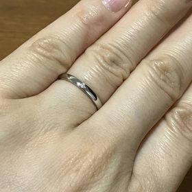 【アイプリモ(I-PRIMO)の口コミ】 シンプルな指輪が欲しくて、何個か試着させて頂きました。
あまりキラキラ…