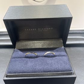 【ラザール ダイヤモンド(LAZARE DIAMOND)の口コミ】 ひねりがあってダイヤモンドがついているので、どの角度（手前、上、奥側…