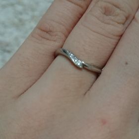 【俄(にわか)の口コミ】 購入するなら日本のブランドでと思っていたのですが、海外物にも少し憧れ…