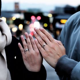 【出雲結(いずもゆい)の口コミ】 他にはなかなかないデザインで、ふたりともありきたりなものよりは個性的…