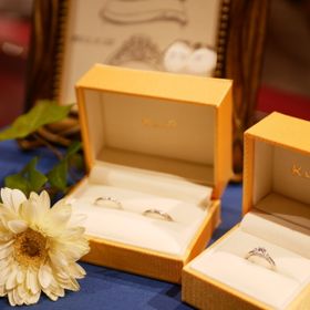 【ケイウノ ブライダル(K.UNO BRIDAL)の口コミ】 【指輪のデザイン】
自分たちがこれまでたどって来た想い出や、大切にして…