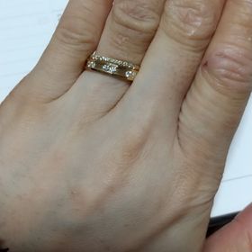 【ROYAL ASSCHER(ロイヤル・アッシャー)の口コミ】 色々みましたが、こちらの指輪にビビッときて、2人の意見、好みが一致した…